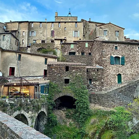 Hébergement de vacances Les Rosiers En Cévennes - Maison Rénovée Avec Jardin Privé - 4 Pers